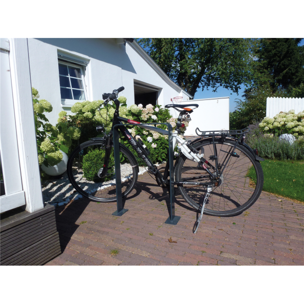 Lean-on hoop made of flat steel | 50 x 12 mm | in bent design | with cross bar | total width: 750 mm | hot-dip galvanized